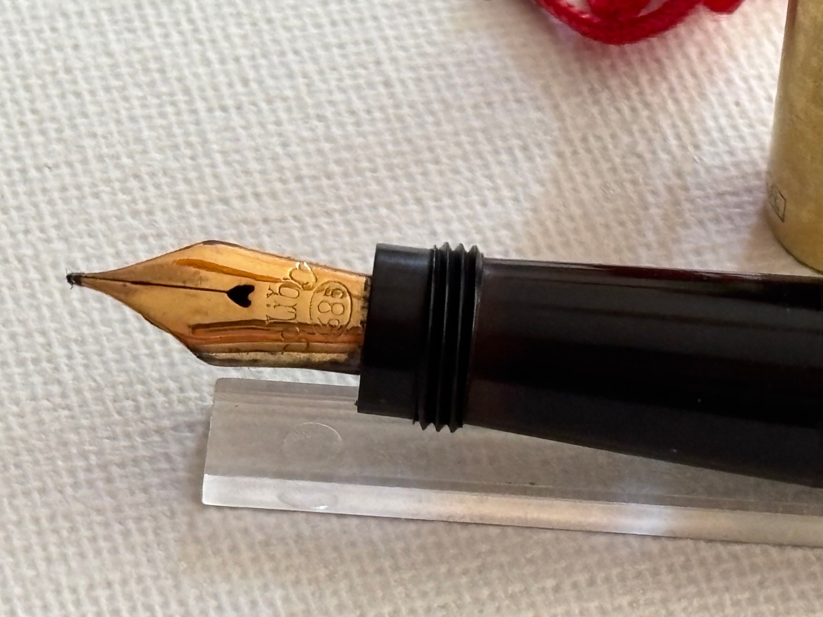 Vintage Rare Kaweco 18 K.R. gold filled 14k gold nib retractable Fountain Pen