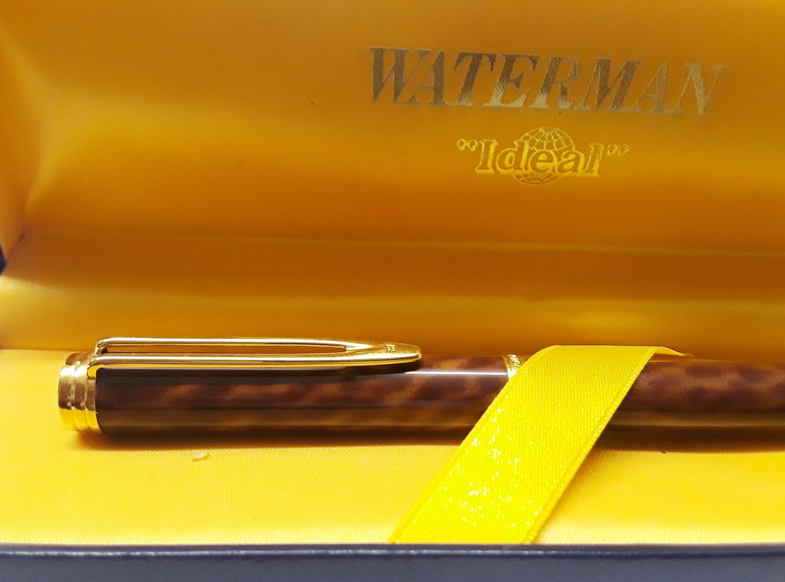 Waterman 46053 | Wood Laquer Writing Rollerball Pen | Paris (New!)