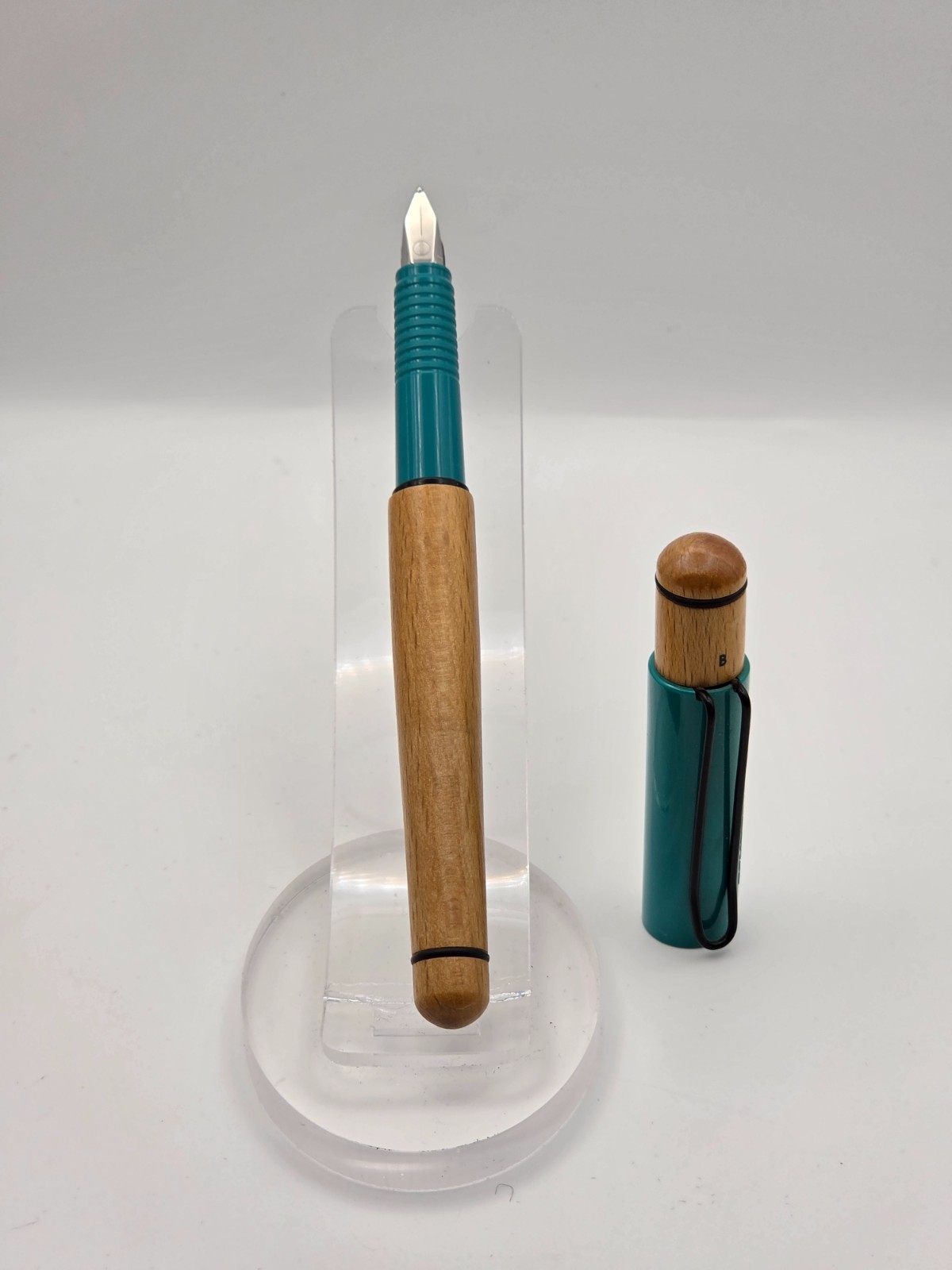 Vintage 1990s Schneider Pro Wood Fountain Pen Green Broad Nib Boxed