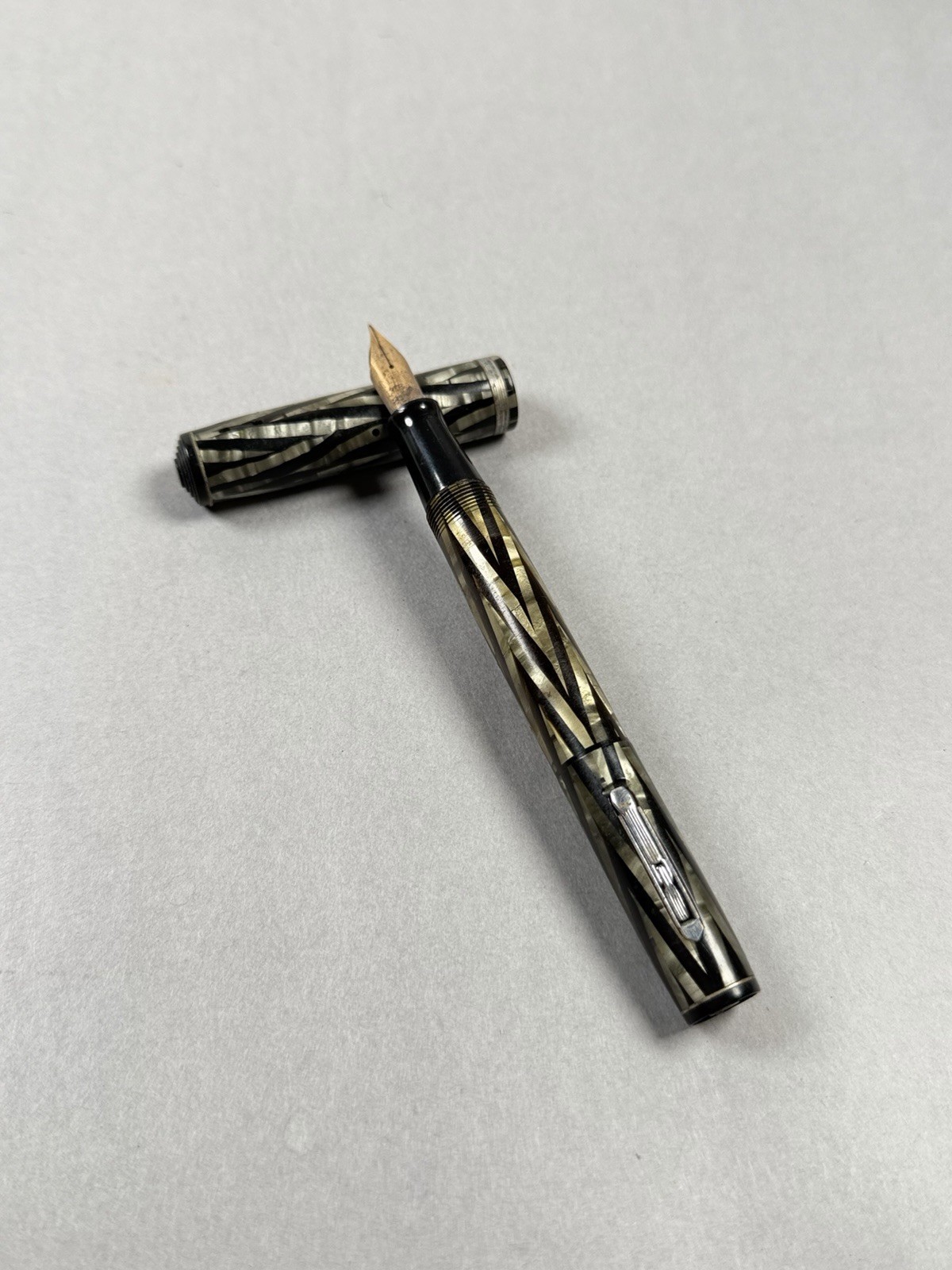 Vintage WATERMAN Ink-Vue SILVER RAY Fountain Pen As Is