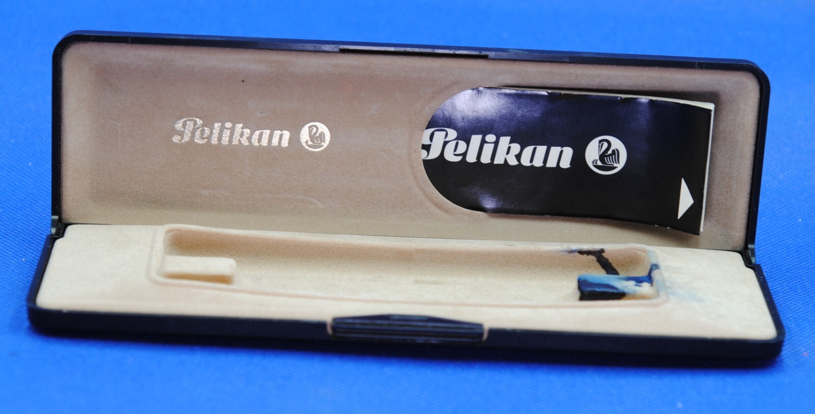 ORIGINAL PELIKAN EMPTY FOUNTAIN PEN BOX HOLD 2 PENS ESTATE FRESH