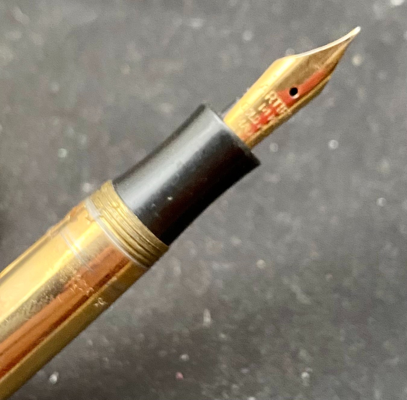 RARE USA GUILLOCHE GOLD FILLED FOUNTAIN PEN, DURATIP 14k “2” NIB Nr 2233, c1950