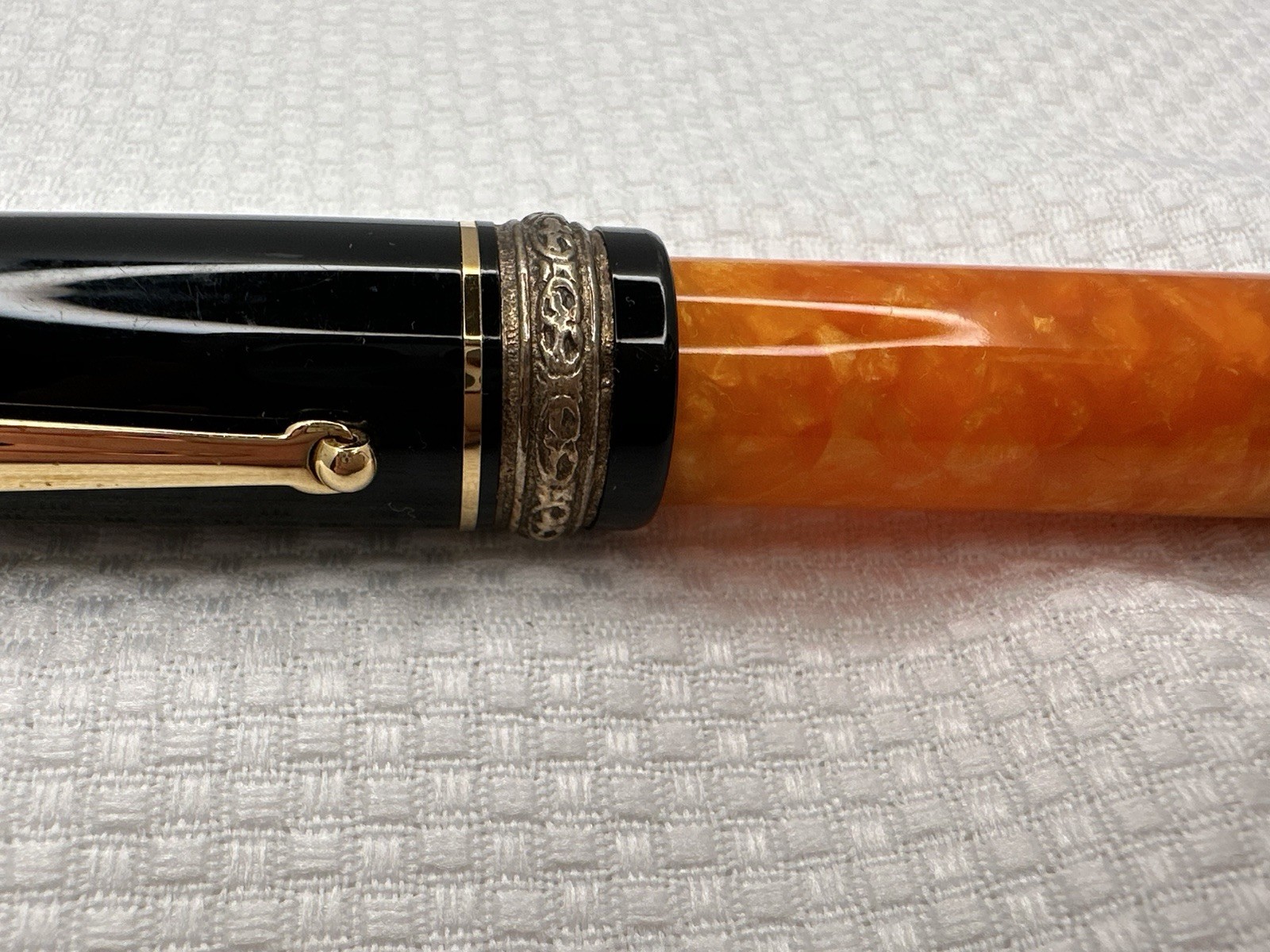 Delta Dolce Vita Millennium 18k 750 Fountain Pen Orange Italy