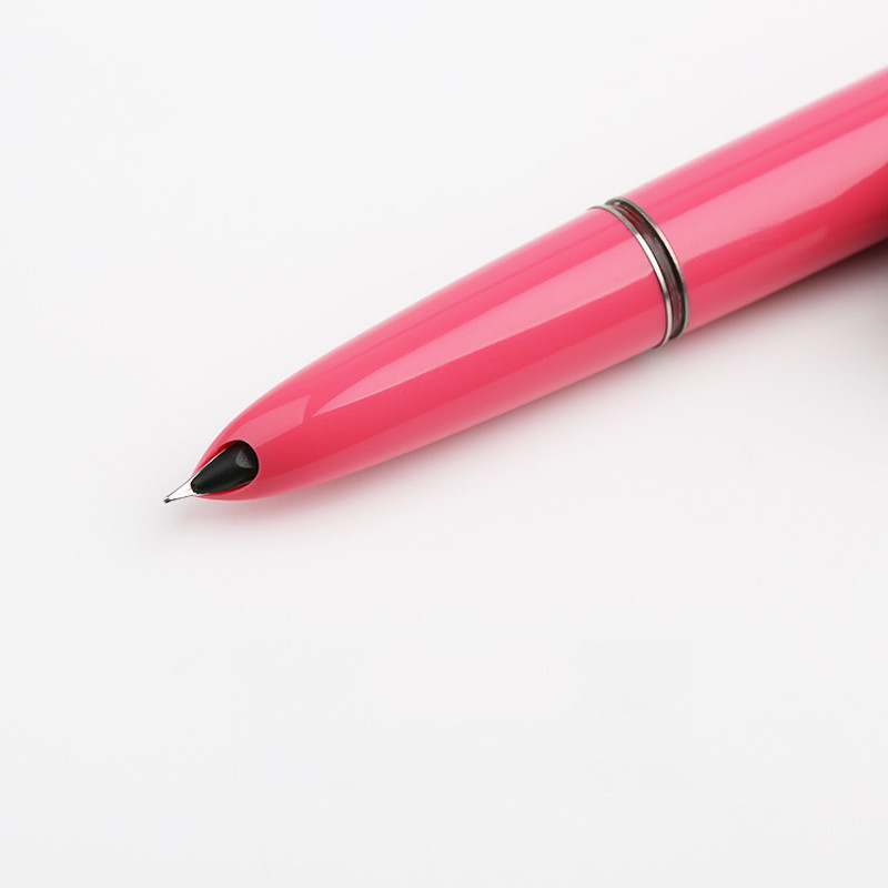 China Plus Plastic Fountain Pen Screw Fine 0.5mm Nib Writing Teenager Hero 616