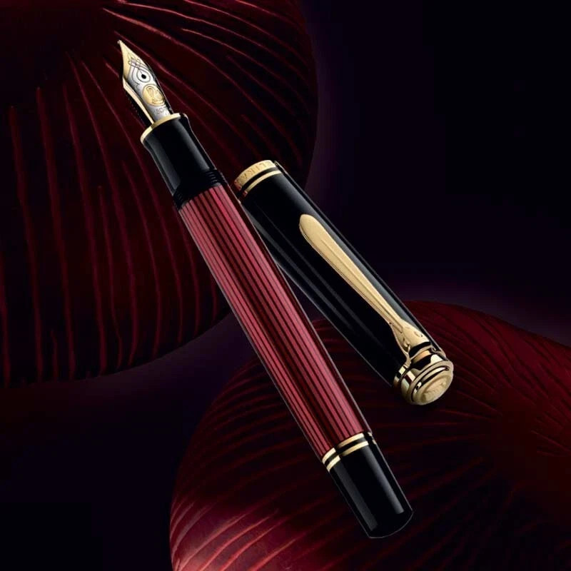 Pelikan Souveran M800 Fountain Pen – Black-Red Medium Nib box