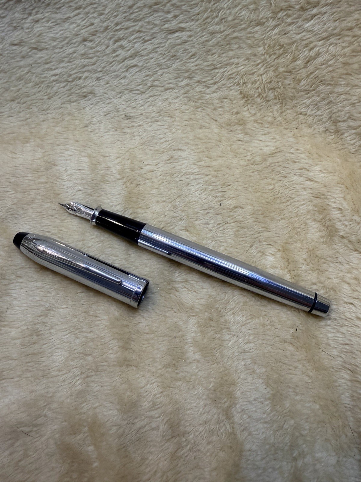 Cross Townsend Fountain Pen in Lustrous Chrome – Fine Point – Needs Ink