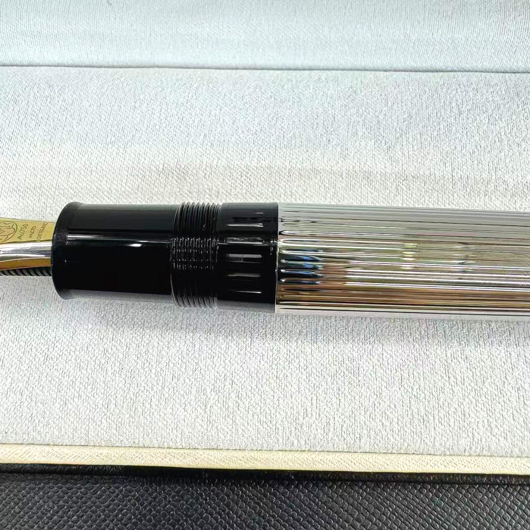 MONTBLANC Meisterstuck 149 LeGrand Pin Stripe Sliver Fountain Pen