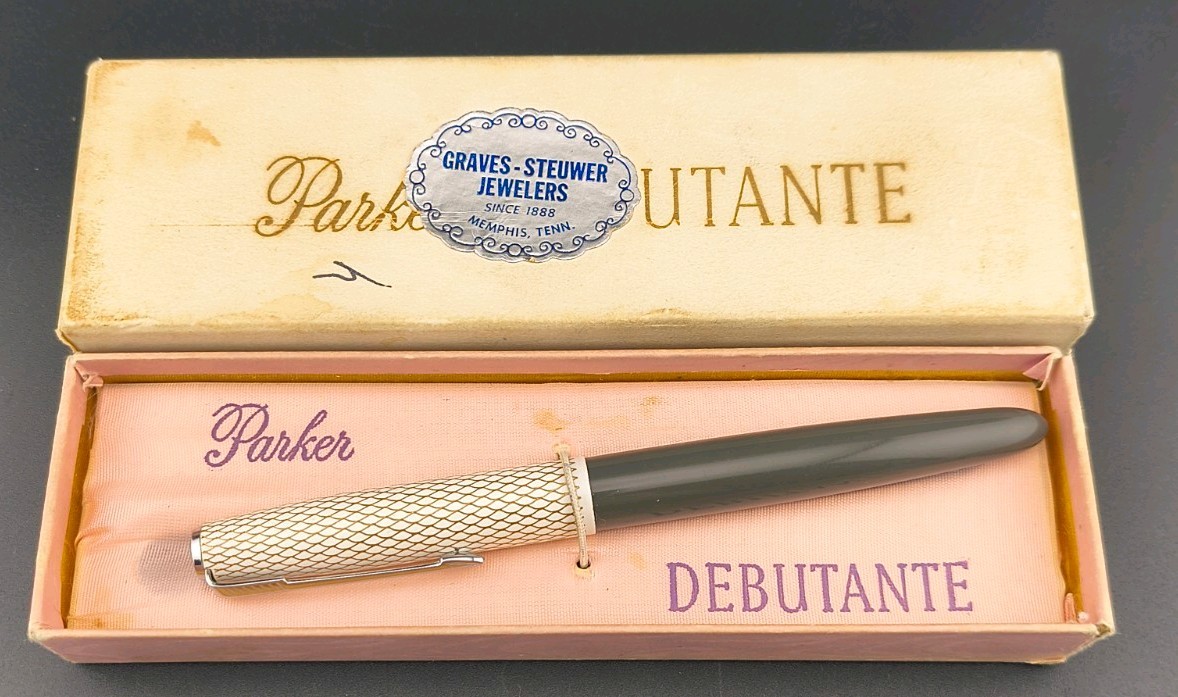 Vintage Parker 41 Debutante Fountain Pen – Grey Fishscale Cap – Boxed Tested
