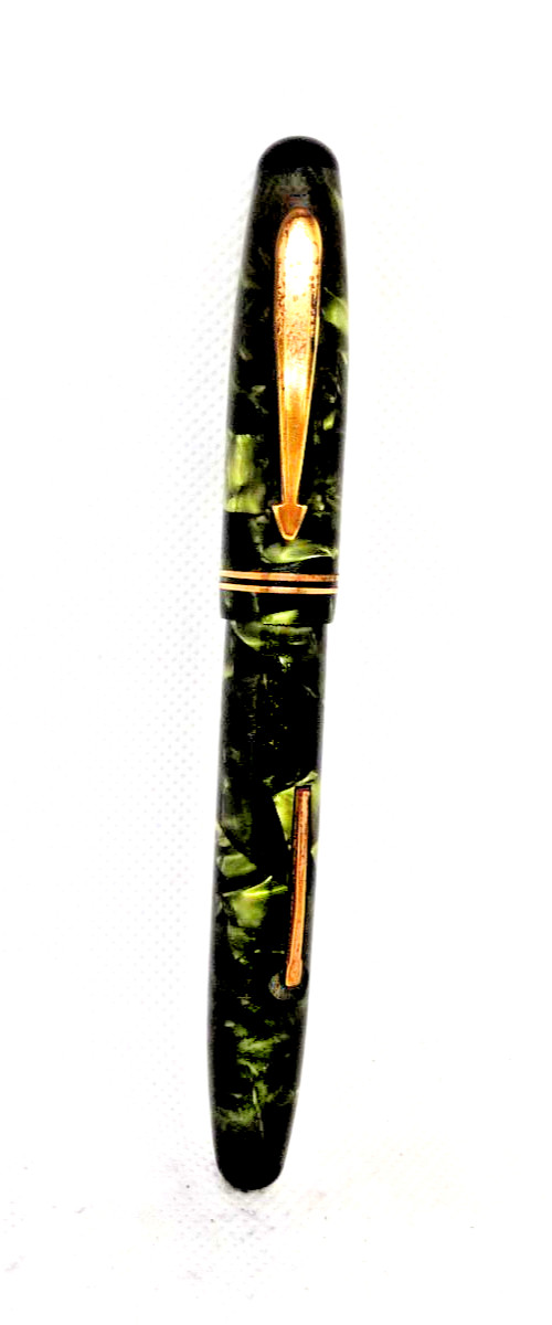 Parker VIntage 1939 Green Parkette Lever Fill Fountain Pen–new sac installed