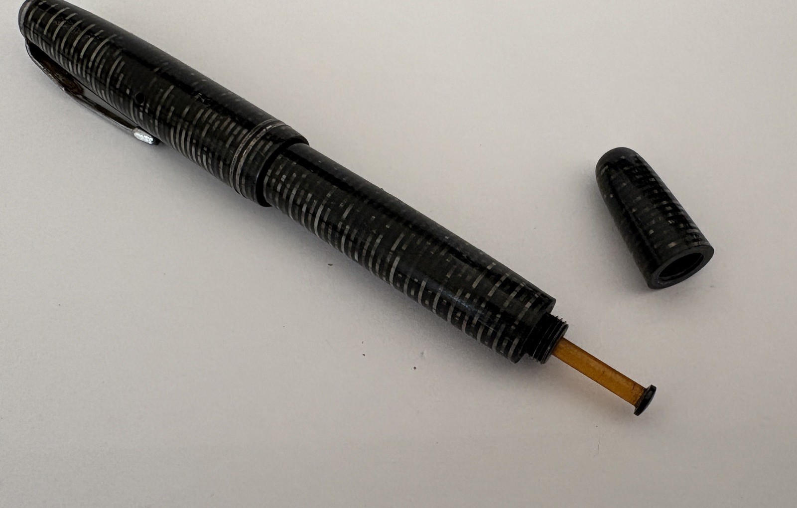 Vintage Parker Vacumattic Debutante Fountain Pen Circa 1940’s. Plastic Plunger