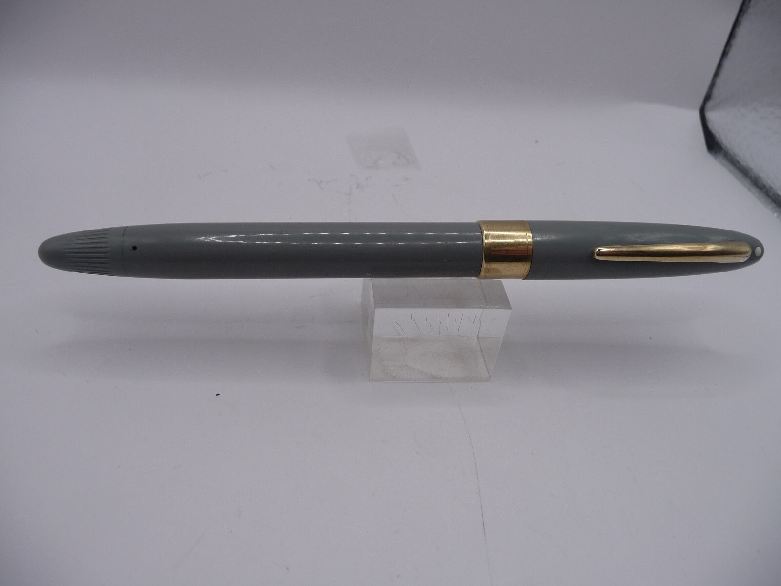 Sheaffer Vintage White Dot Gray Snorkel fountain pen-working -M-4 medium