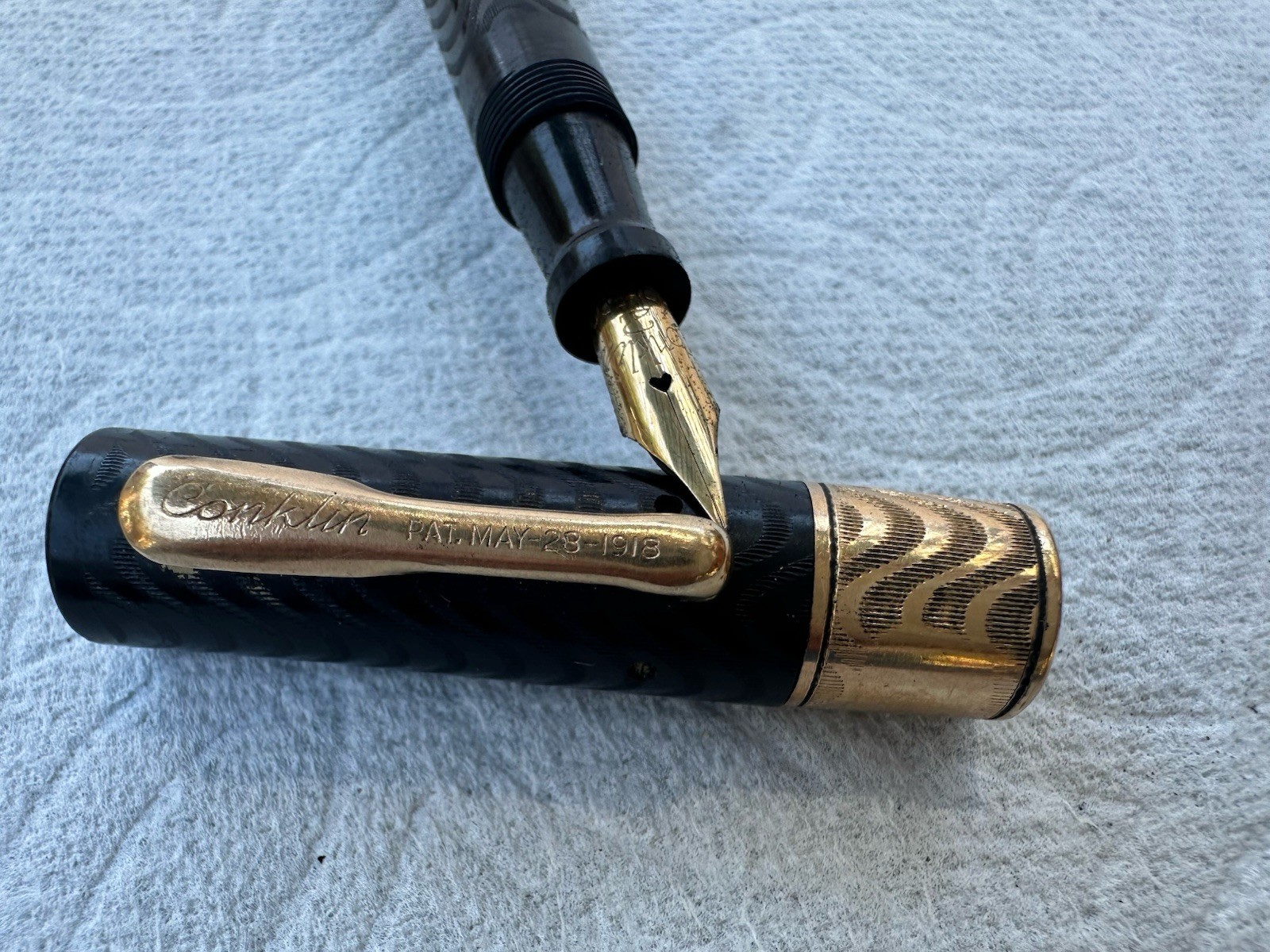 Vintage fountain pen CONKLIN TOLEDO CRESCENT GOLD AND BLACK PAT. 5/28/1918