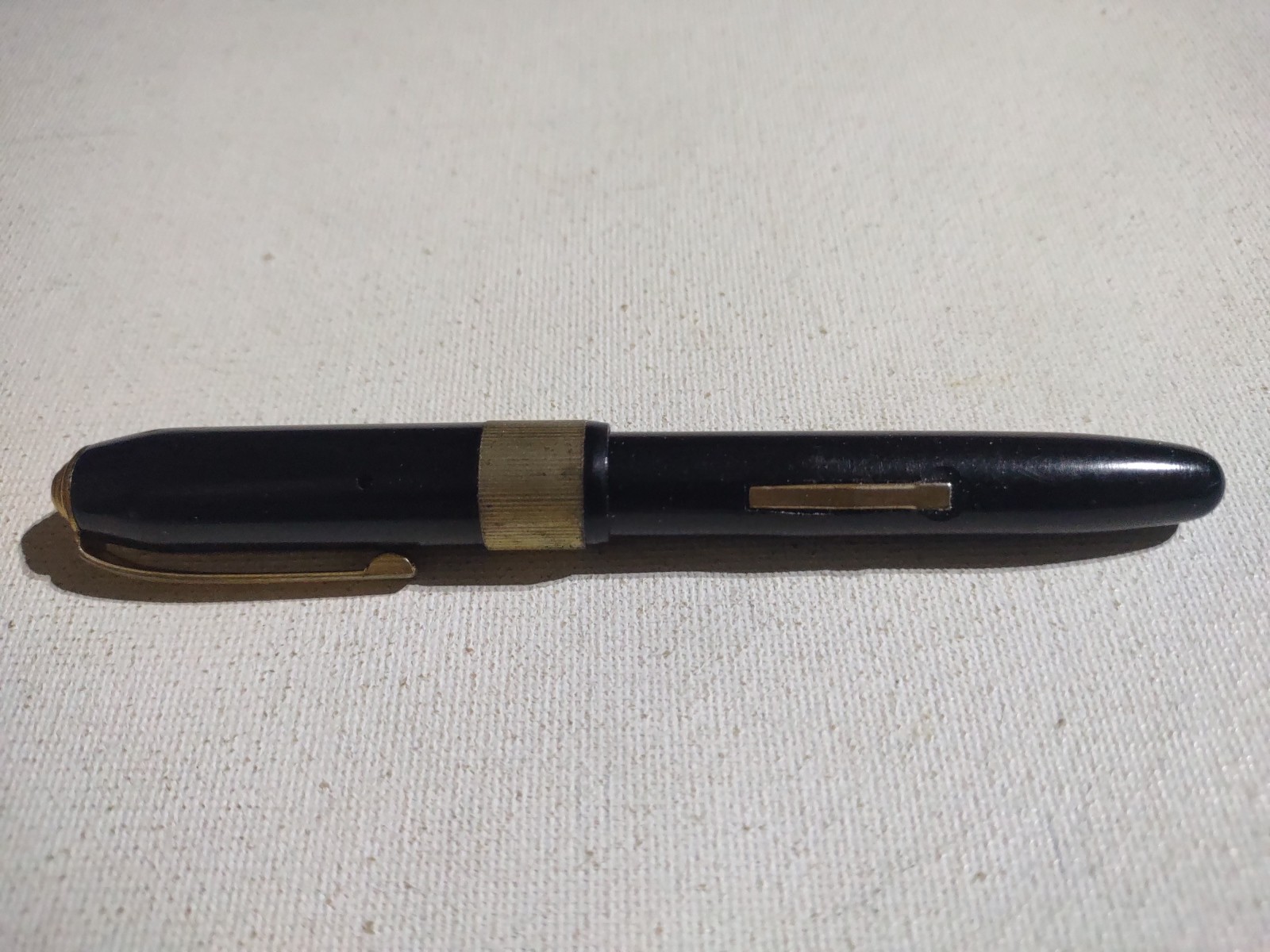 VINTAGE BLACK COMMANDER LEVER FILL FOUNTAIN PEN WITH VERY SMOOTH MEDIUM NIB