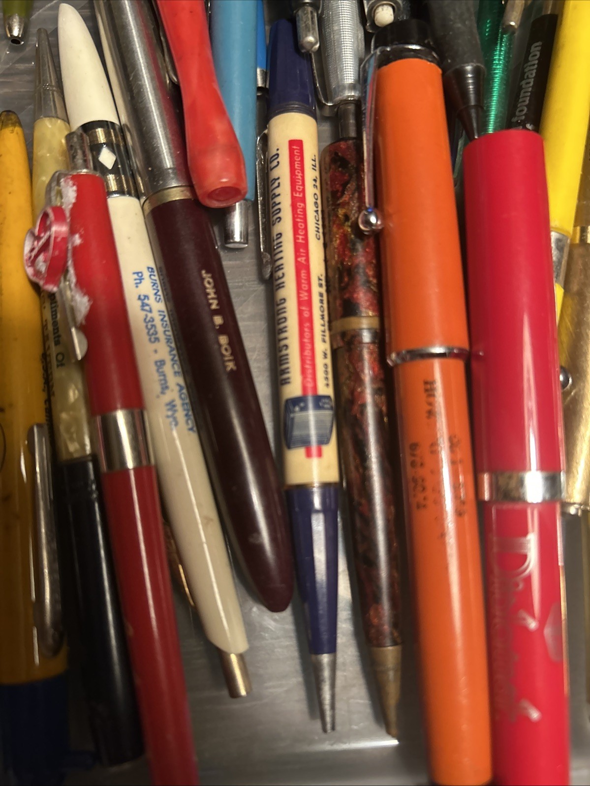 VINTAGE LOT OF 50+PENS & PENCILS FOR PARTS & REPAIR