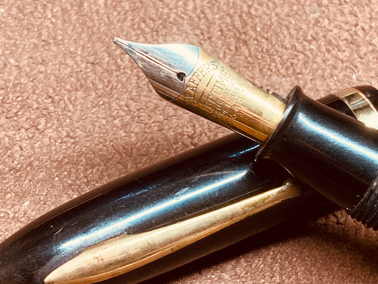 SHEAFFER 1000 OVERSIZE LIFETIME BALANCE FOUNTAIN PEN IN BLACK