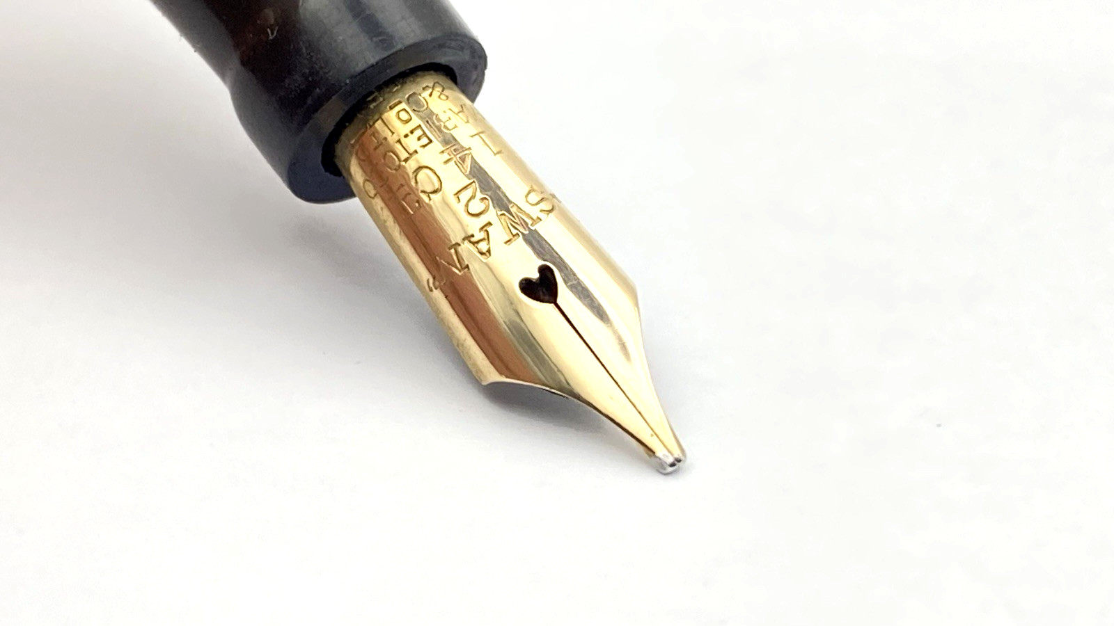 VINTAGE MABIE TODD SWAN SELF FILLER FOUNTAIN PEN BLACK 14K GOLD STUB BROAD NIB