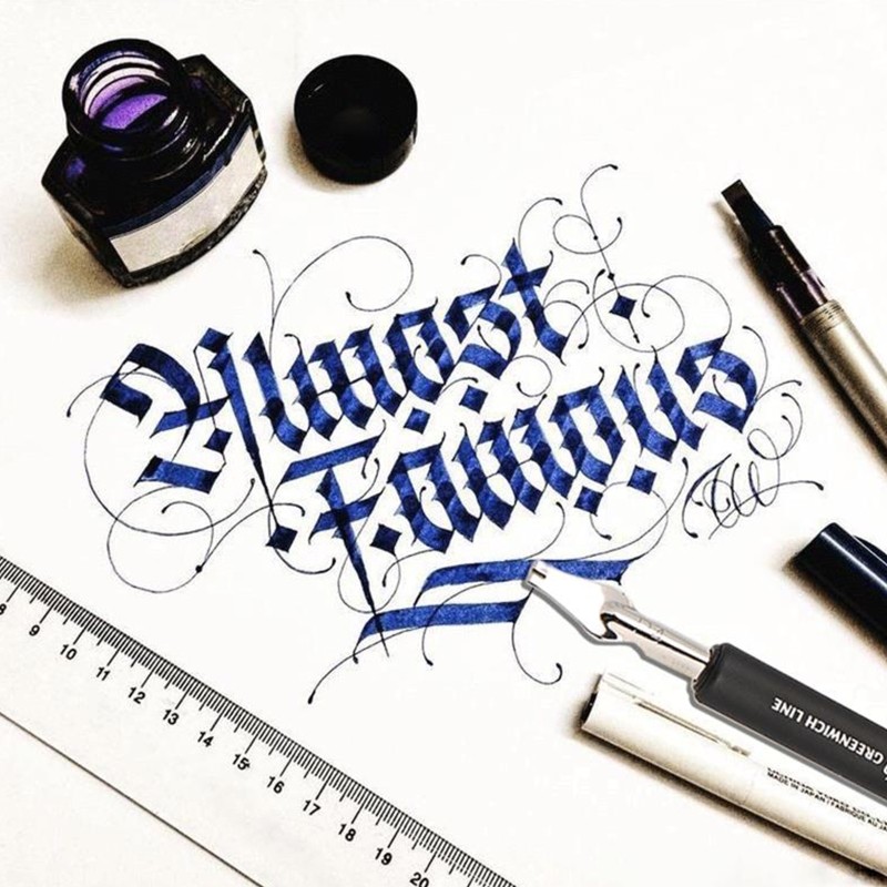 English Calligraphy Pen with 5 Various Nibs 1 Holder for Calligraphy Beginners