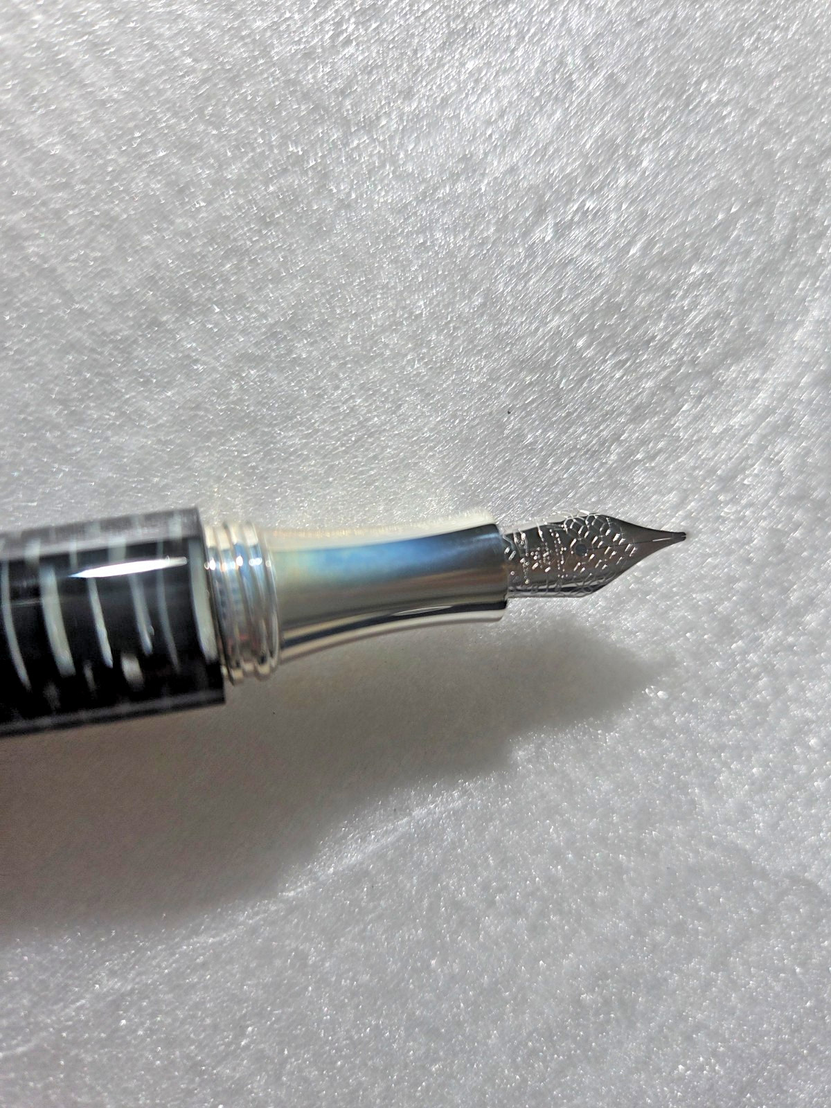 MONTEGRAPPA BEAUTY BOOK LADY FOUNTAIN PEN B 75/200 NEW