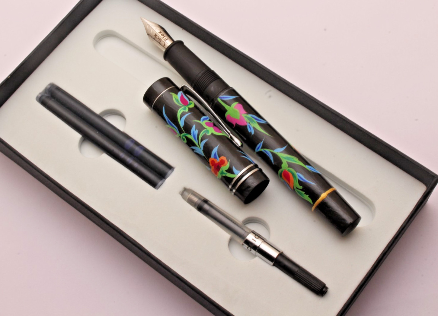 Beautiful Handmade Art Made On Ebonite Body Fountain Pen EXTREMELY RARE
