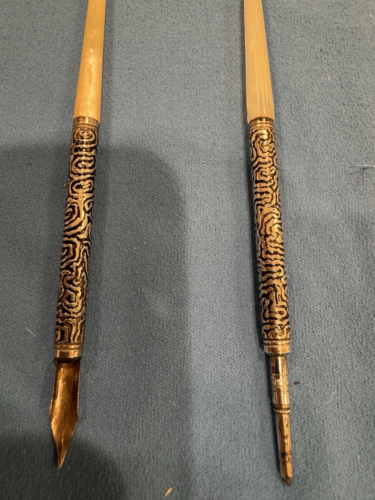 John Holland No 4- Mother Of Pearl Matching Pen And Pencil Set