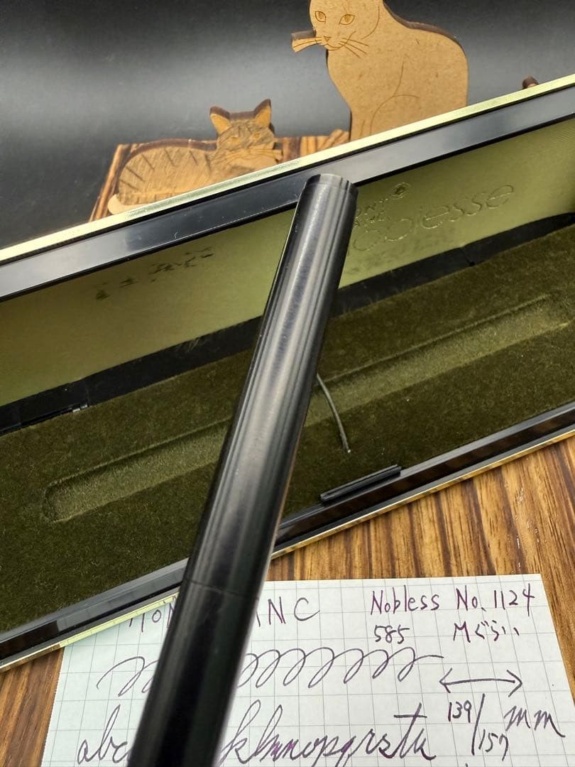 Rare MONTBLANC Noblesse No.1124 Fountain Pen Black Chrome 14K M Nib Vintage