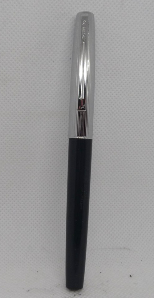Waterman Flash Cartridge Fill Pen-Gray-medium point-made in France-Open Nib