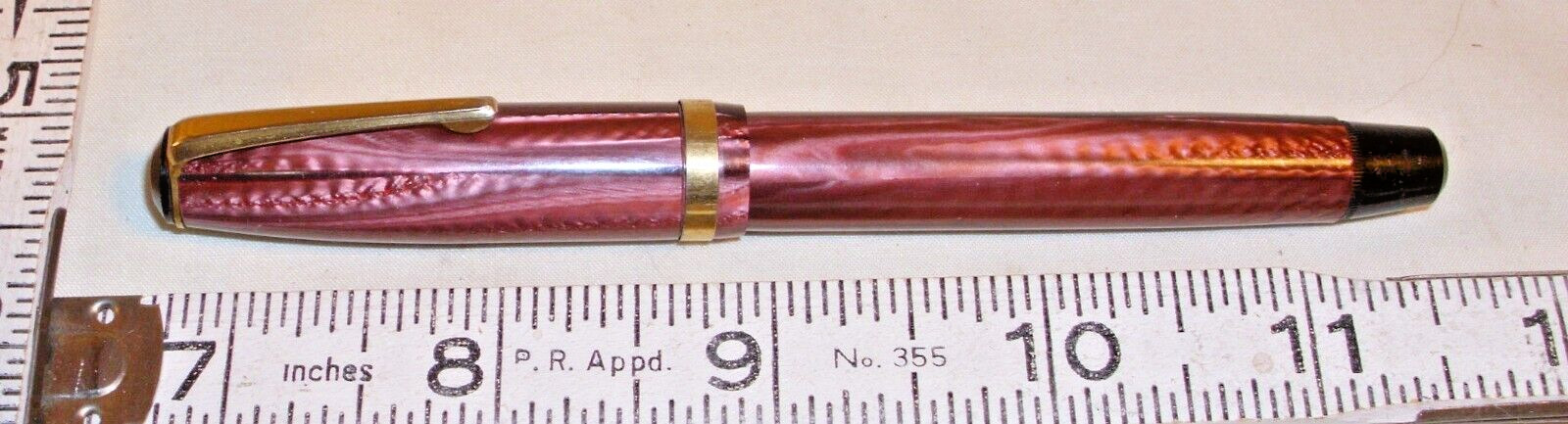UNBRANDED FOUNTAIN PEN IN RED PEARL PLASTIC 1930s BUTTON FILL