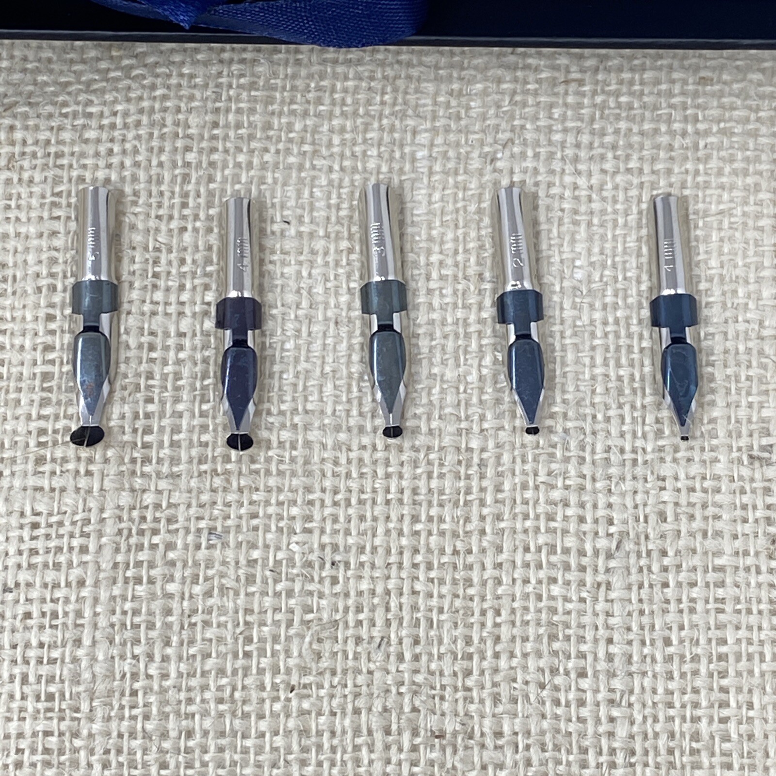 Vintage Fountain Pen Gift Set with Various size Nibs New