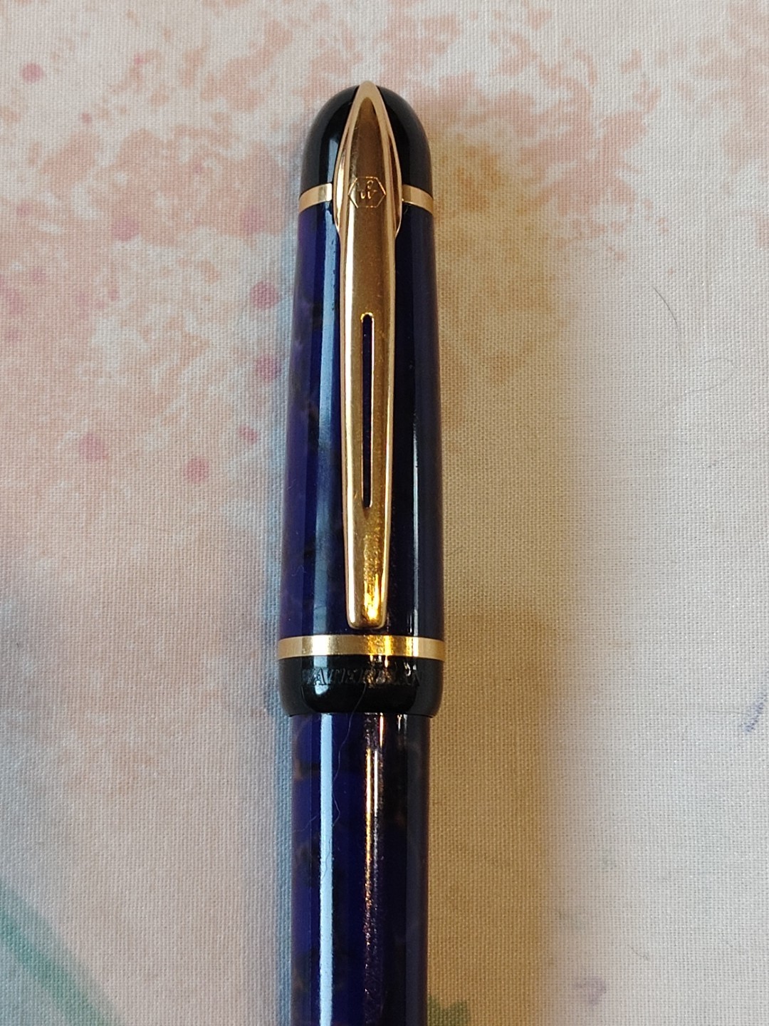 Waterman Phileas Violet Marble Gold Plated Medium Nib Fountain Pen France Made