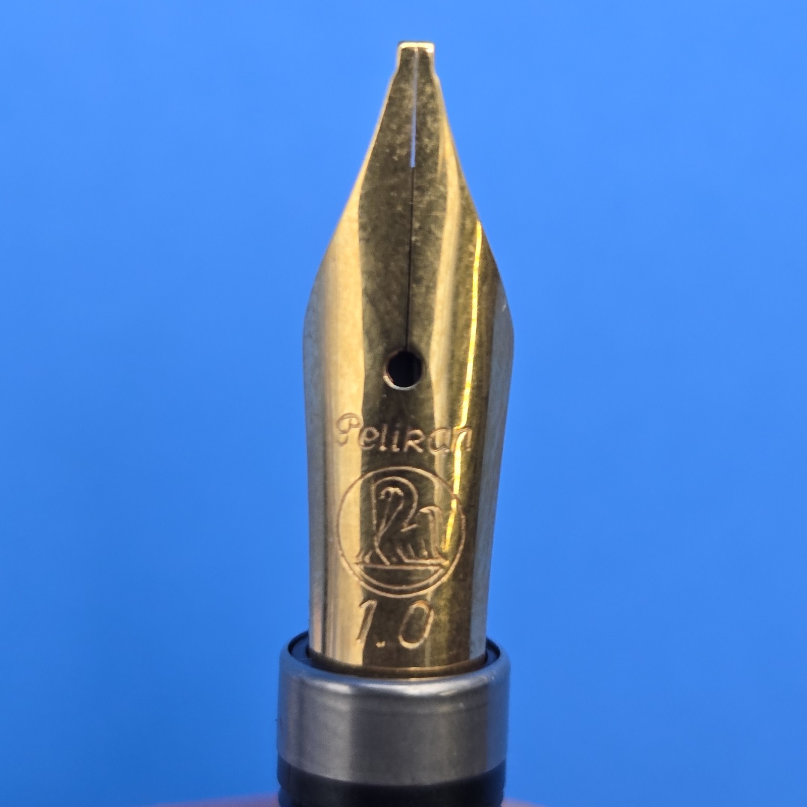 Pelikan M200 Fountain Pen Black Gold 1.5mm + 5 Calligraphy Nibs Case Ink