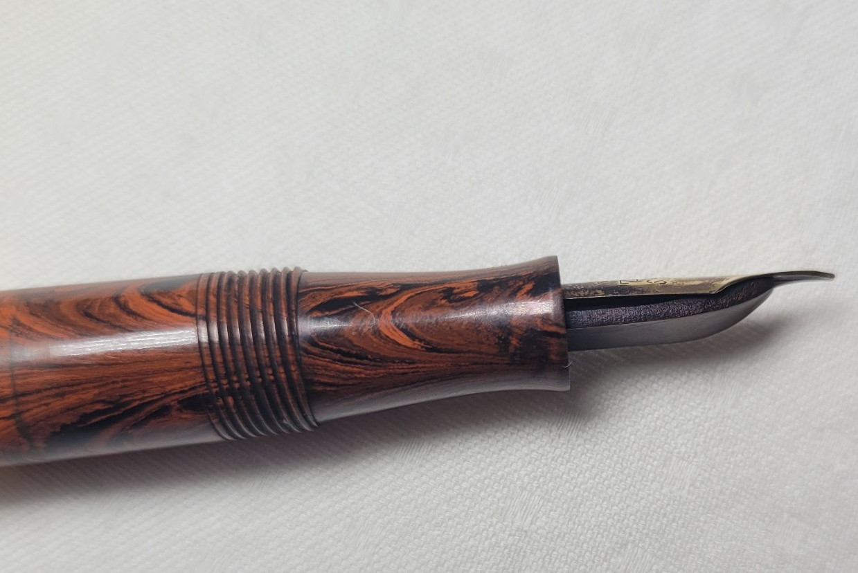 Vintage Waterman Ideal 52 Red Ripple Canada Nib Fountain Pen Wood Grain 0752