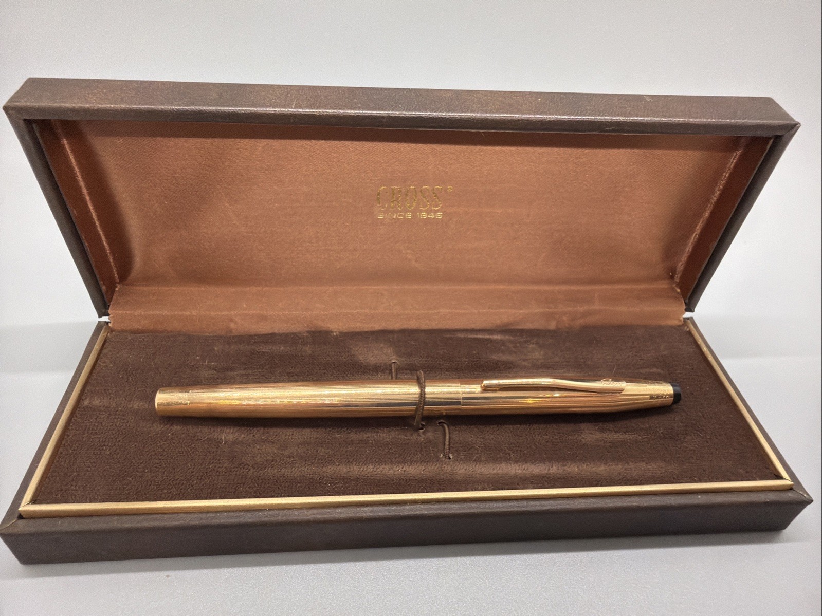 VINTAGE CROSS FOUNTAIN PEN 14k w/14k NIB Inscribed