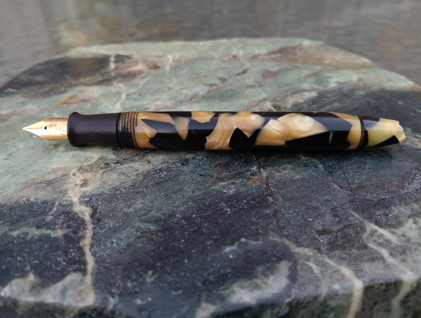 Vintage Sheaffer Fountain 14K Gold Nib Pen Snorkel Black/Pearl Body Made USA