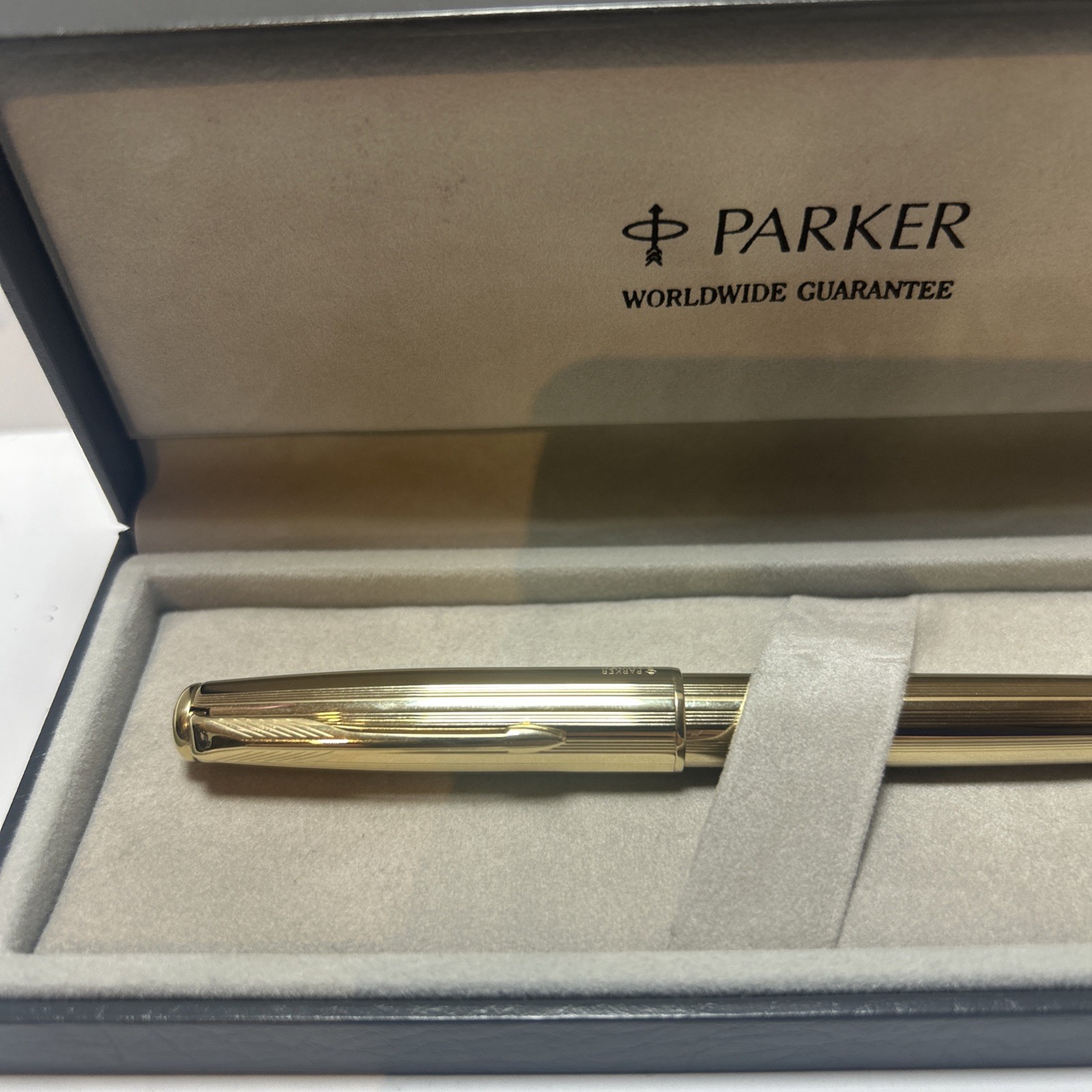 PARKER SONNET SERIES FOUNTAIN PEN IN ROLLED GOLD LINED PATTERN STUB NIB FRANCE