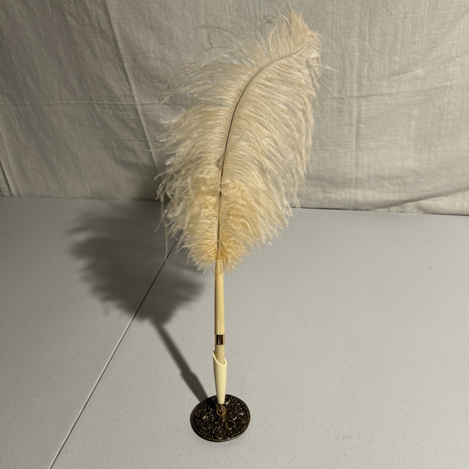 Vintage Pink Feather Pen Plume Quill Gold tone Ornate Holder Desk Set Wedding