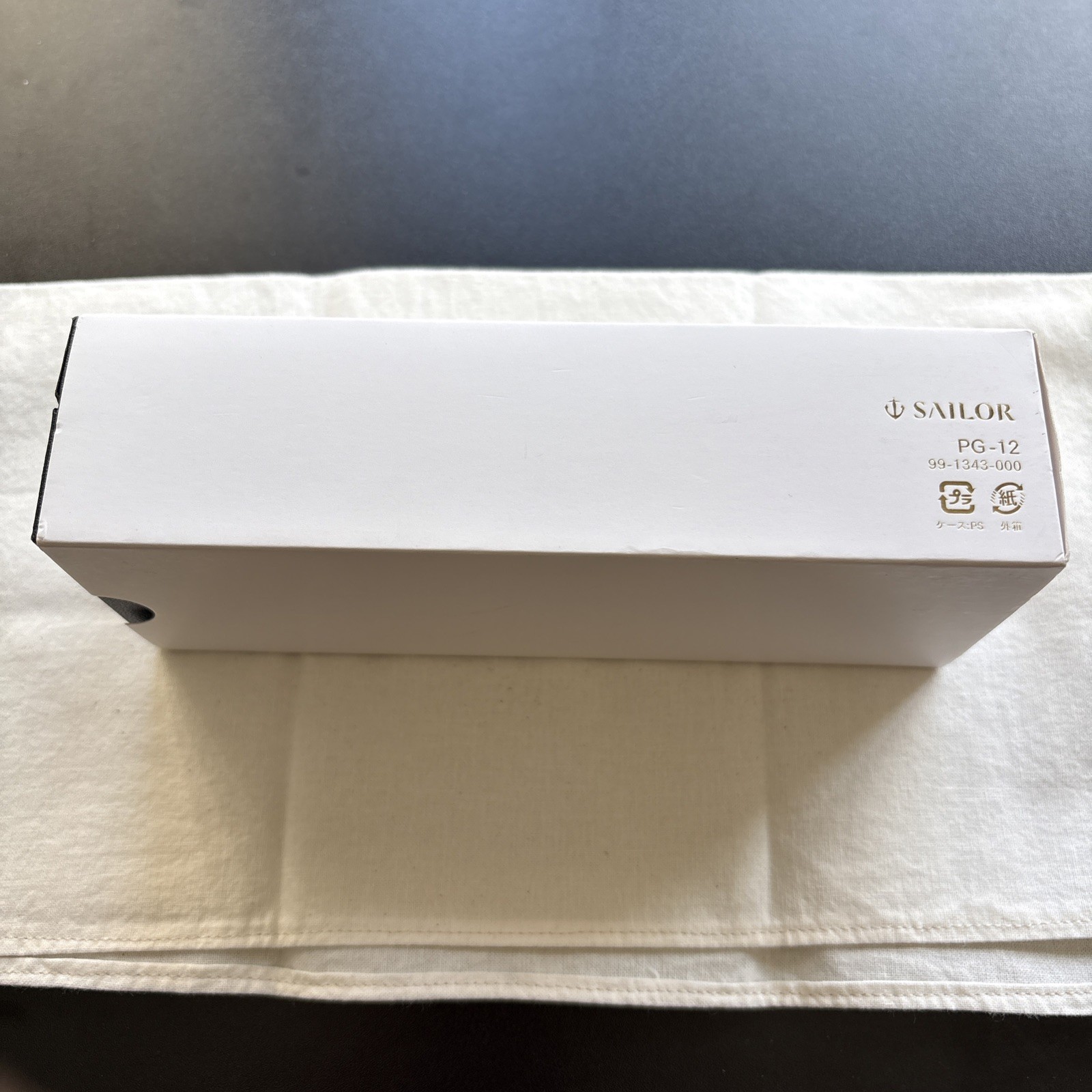 Sailor Profit Standard Medium Nib 21k Black Resin With Box & Converter