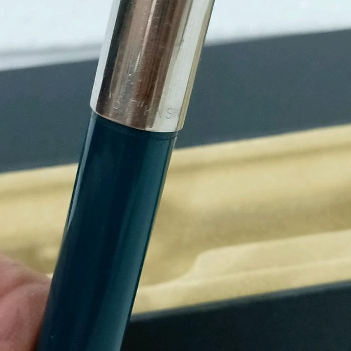 Vintage Rare KIN SIN 615 Green Fountain Pen Iridium Tipped Nib Used China VP629