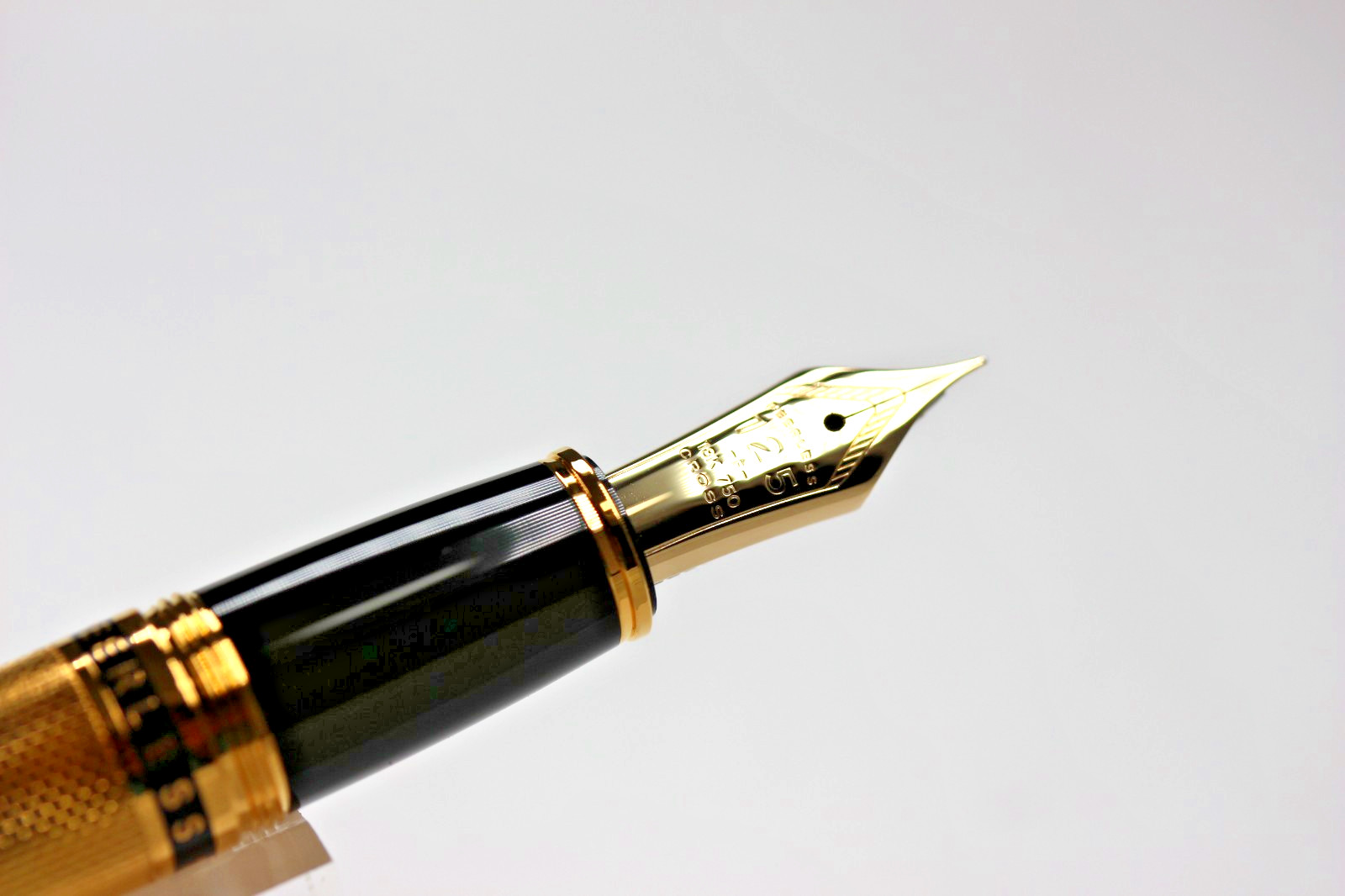 CROSS PEERLESS 125 23K HEAVY GOLD PLATE FOUNTAIN PEN 18K GOLD FINE NIB NEW