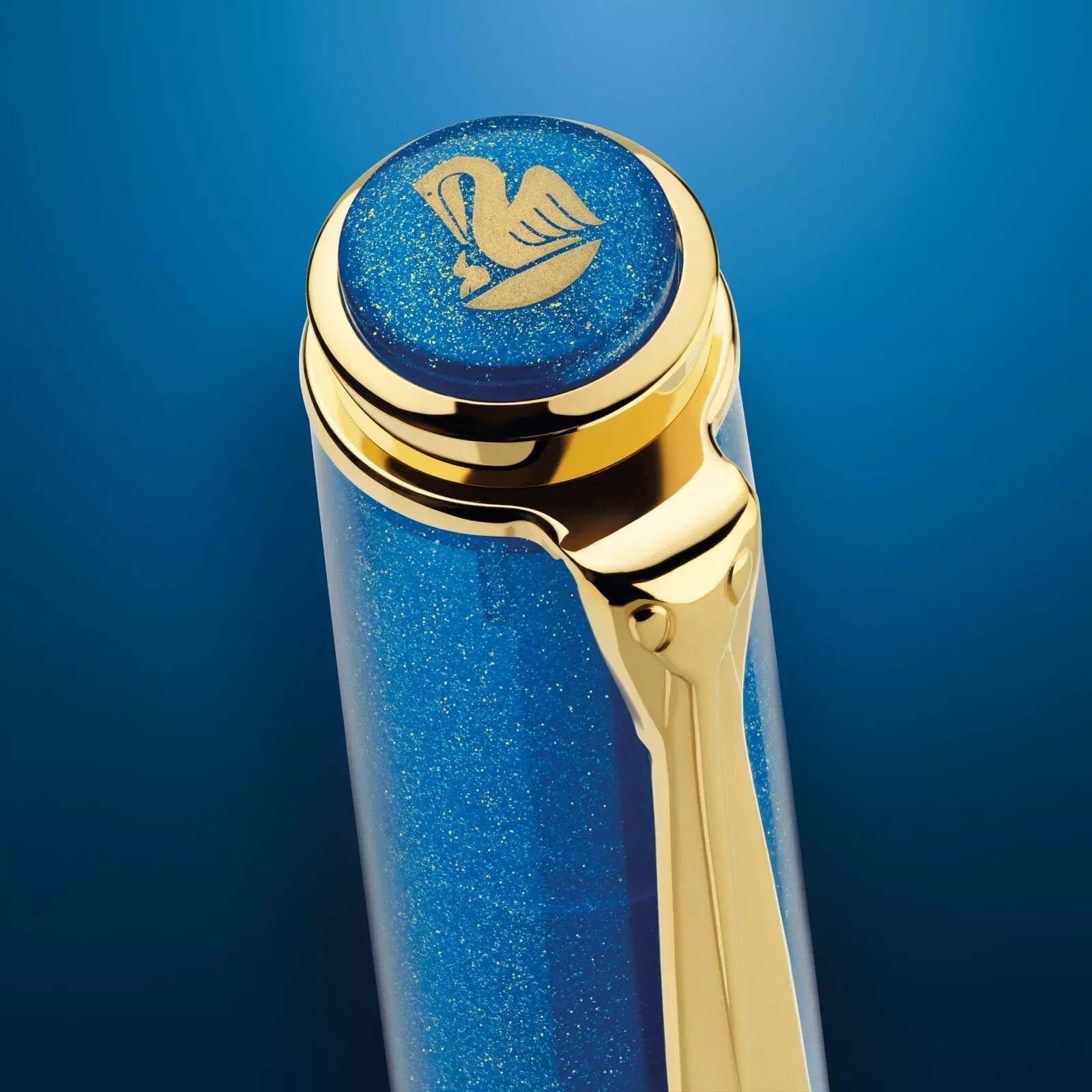 Pelikan Fountain Pen Classic M200 Golden Lapis M nib