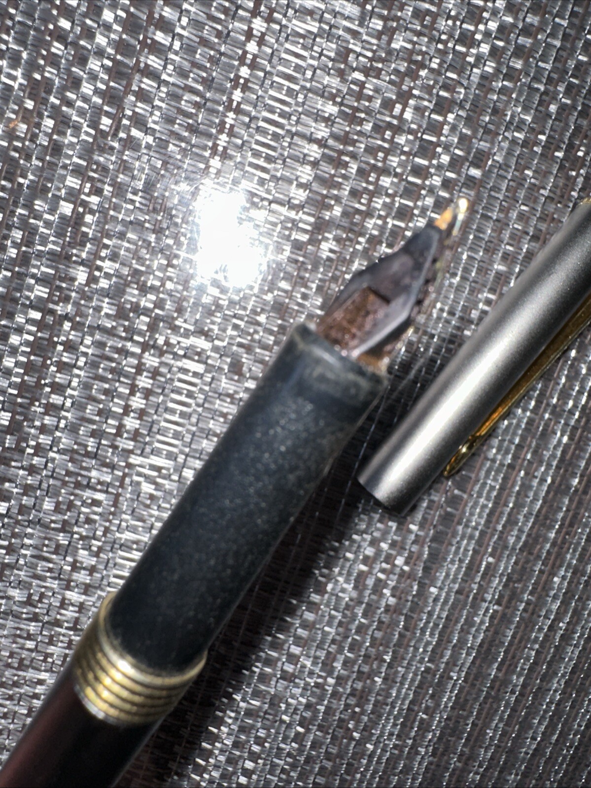 Pen Quest Fountain Pen Metal Silver Gold Colored Italy