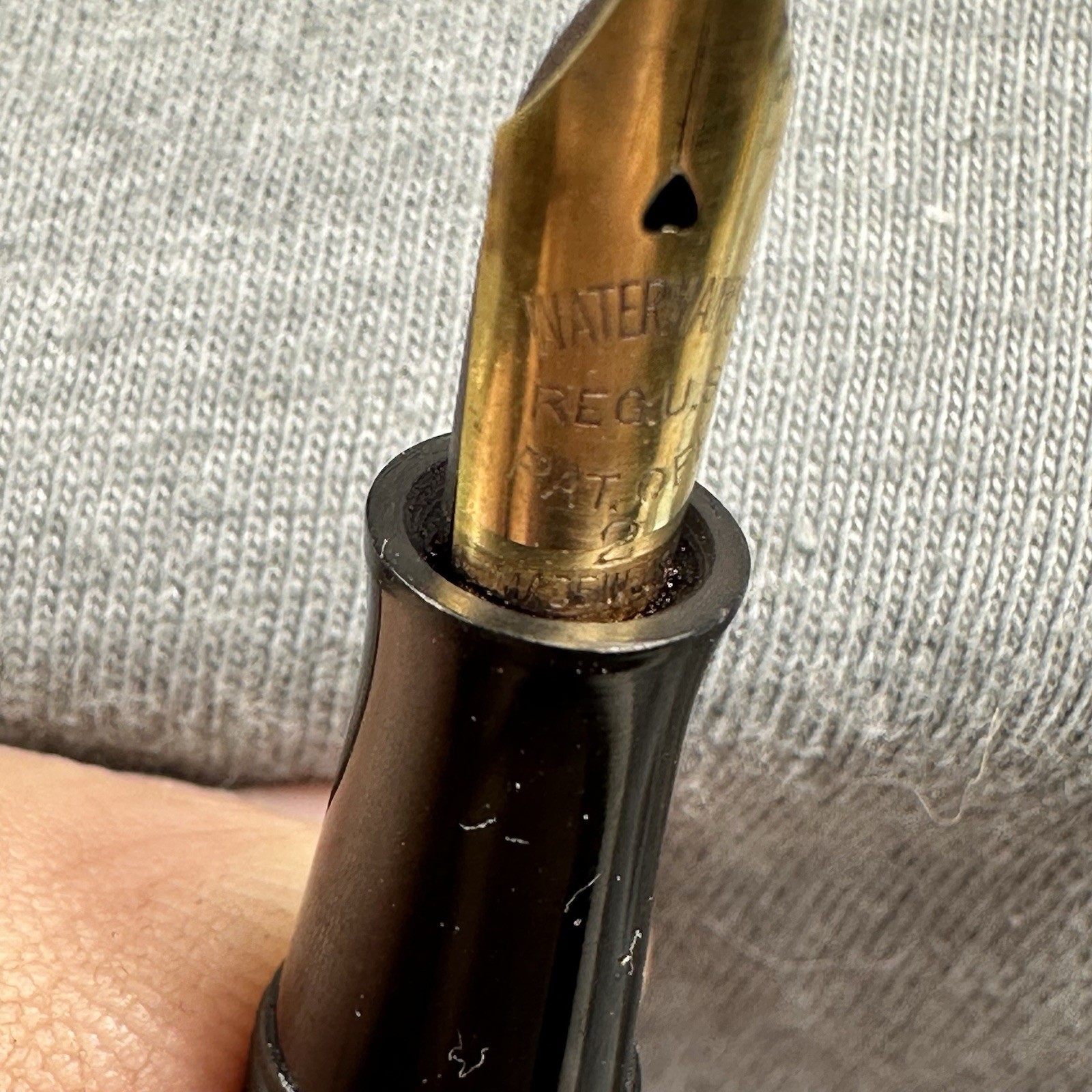 Waterman’s 52 BCHR Gold Filled Trim Wide Barrel Band 14k #2 Fine Flex Nib