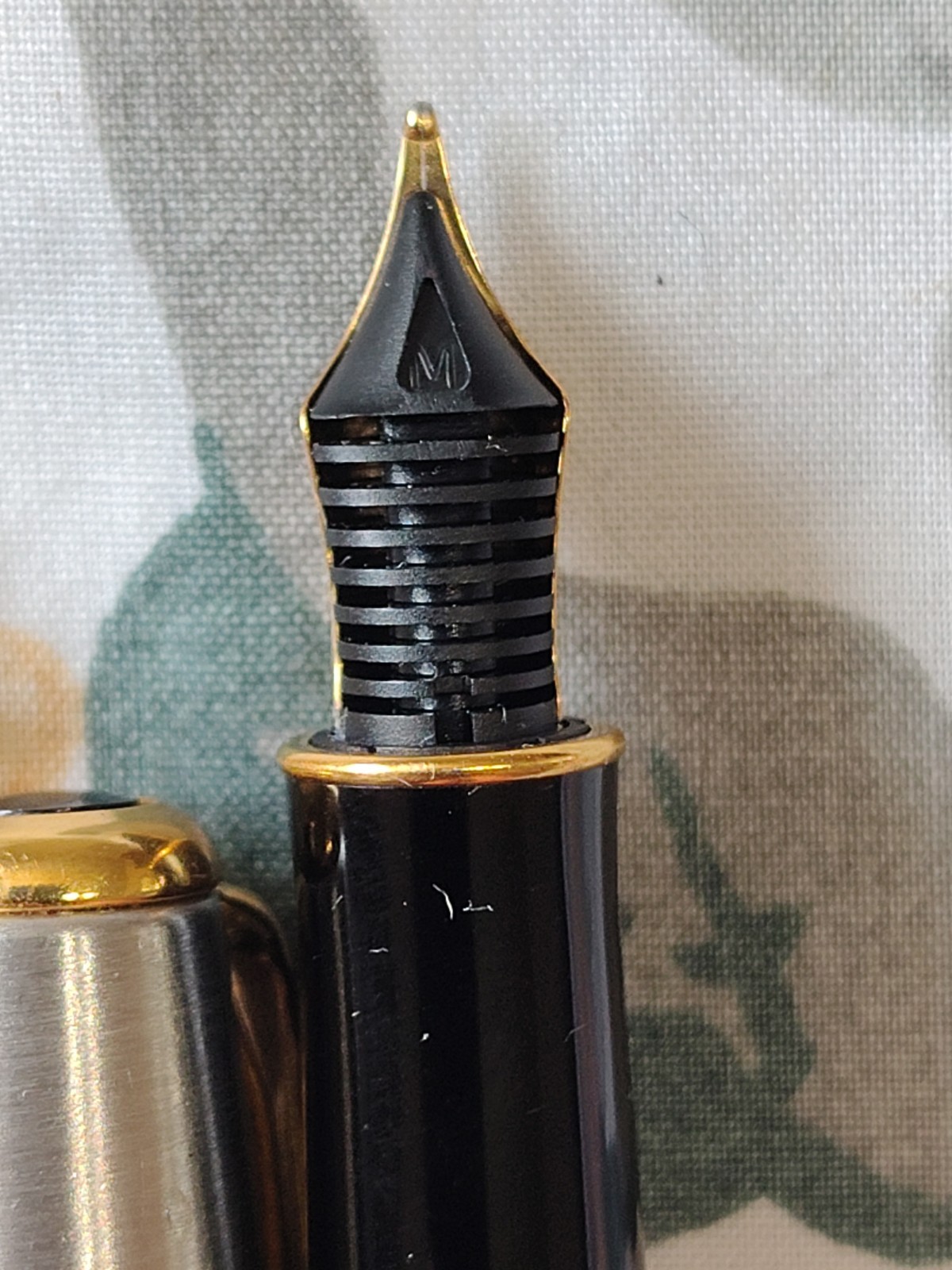 Parker Sonnet Stainless Steel Cap, Barrel With Medium Nib Fountain pen France