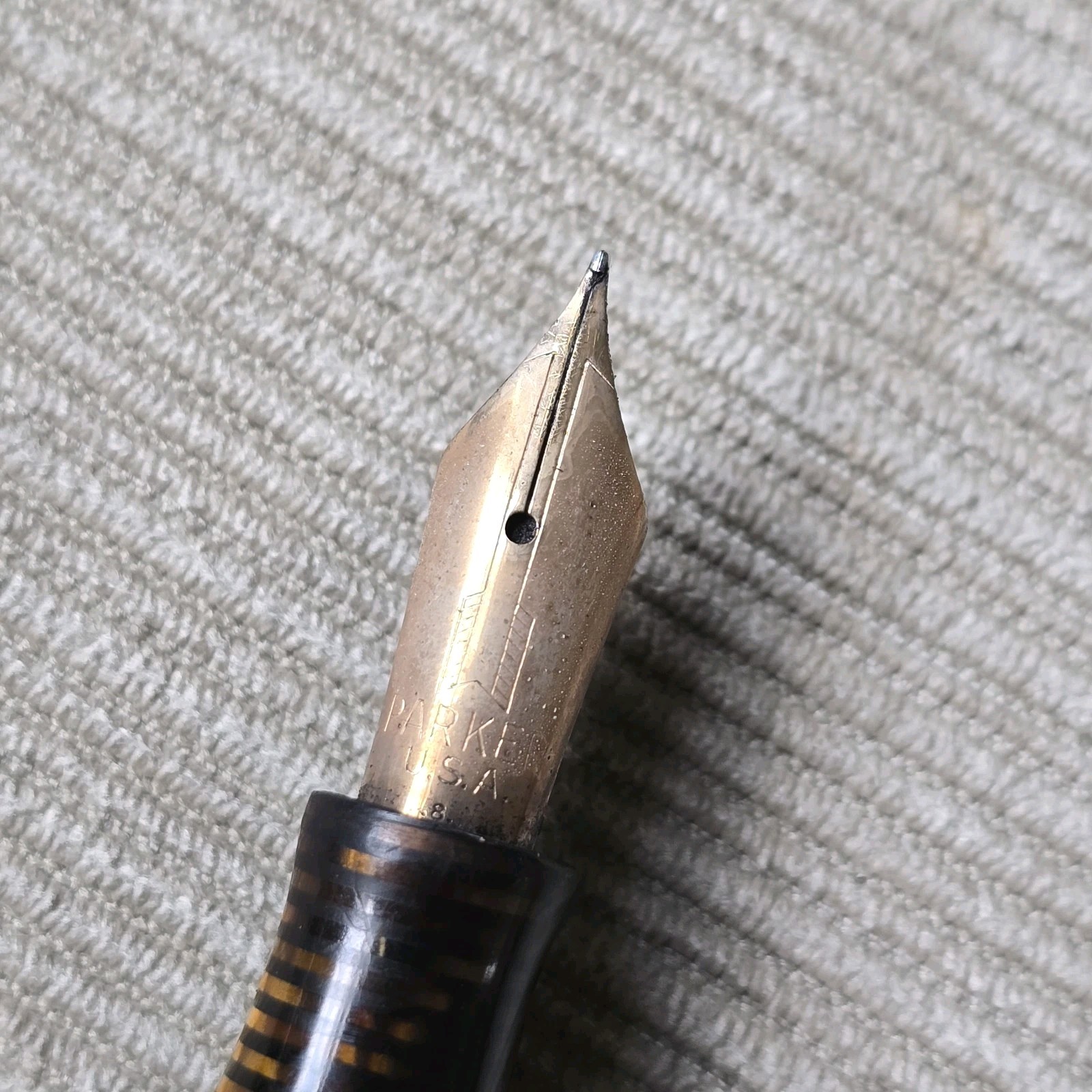 PARKER Vacumatic MAJOR Speedline Golden Brown Pearl Fountain Pen Gold F Nib
