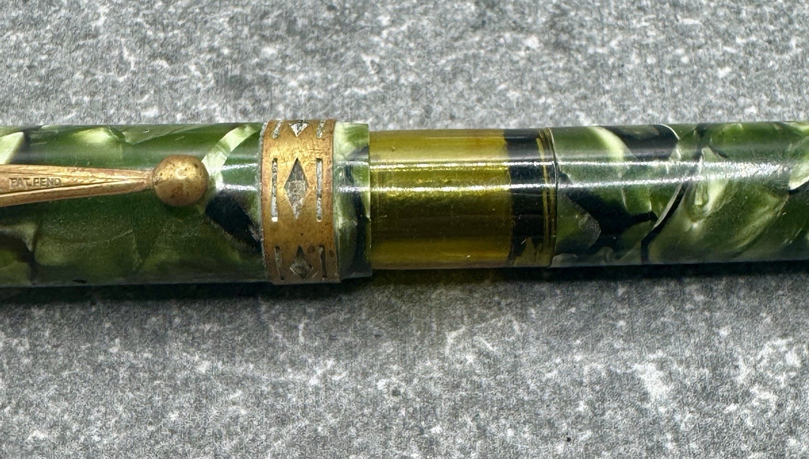 Everlast Presto Fountain Pen & Pencil Combo- 5 1/2”Green Black Vein Ink View