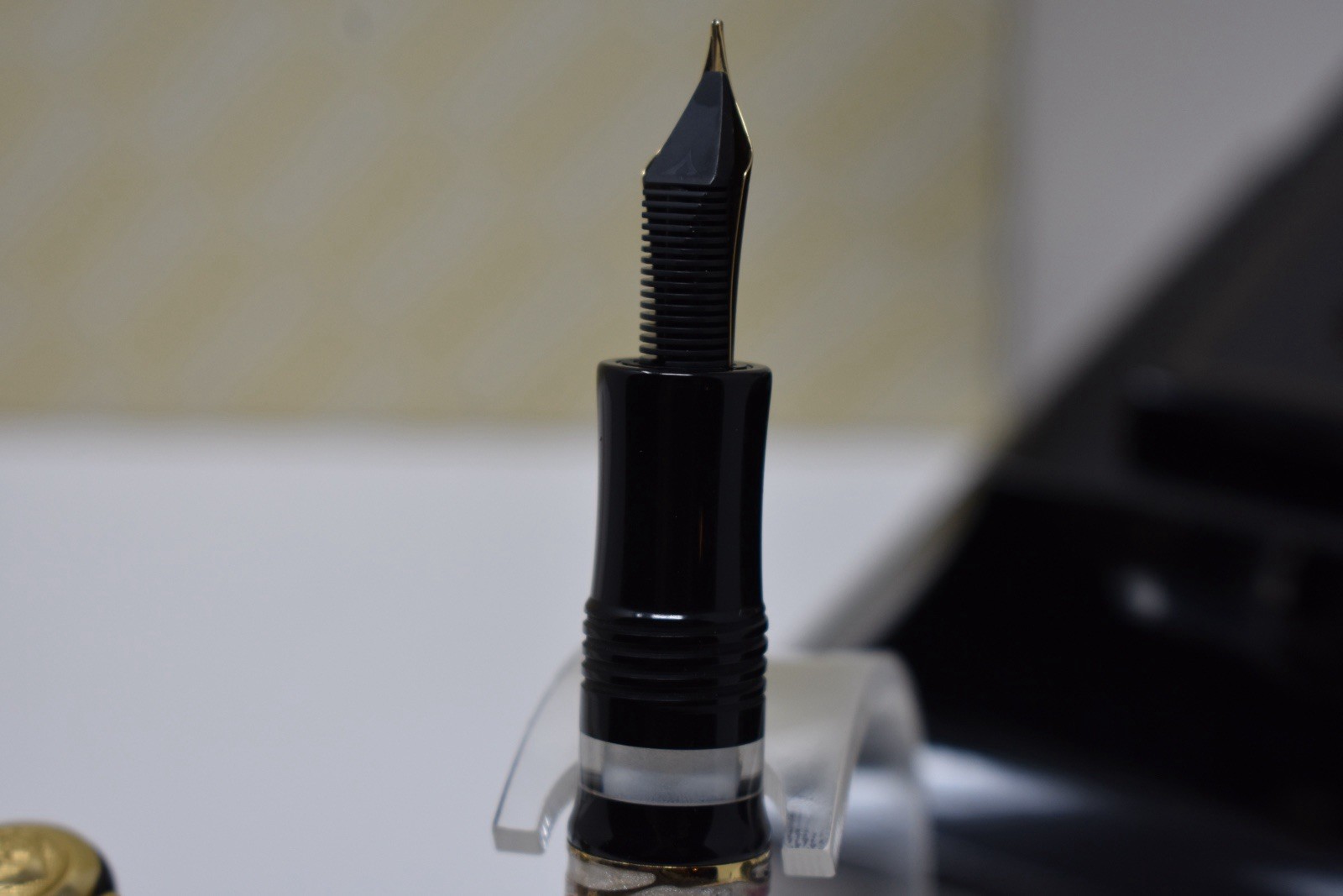 Visconti Year of The Dragon 2012 Limited Edition 888 23k Nib Fountain Pen 64802