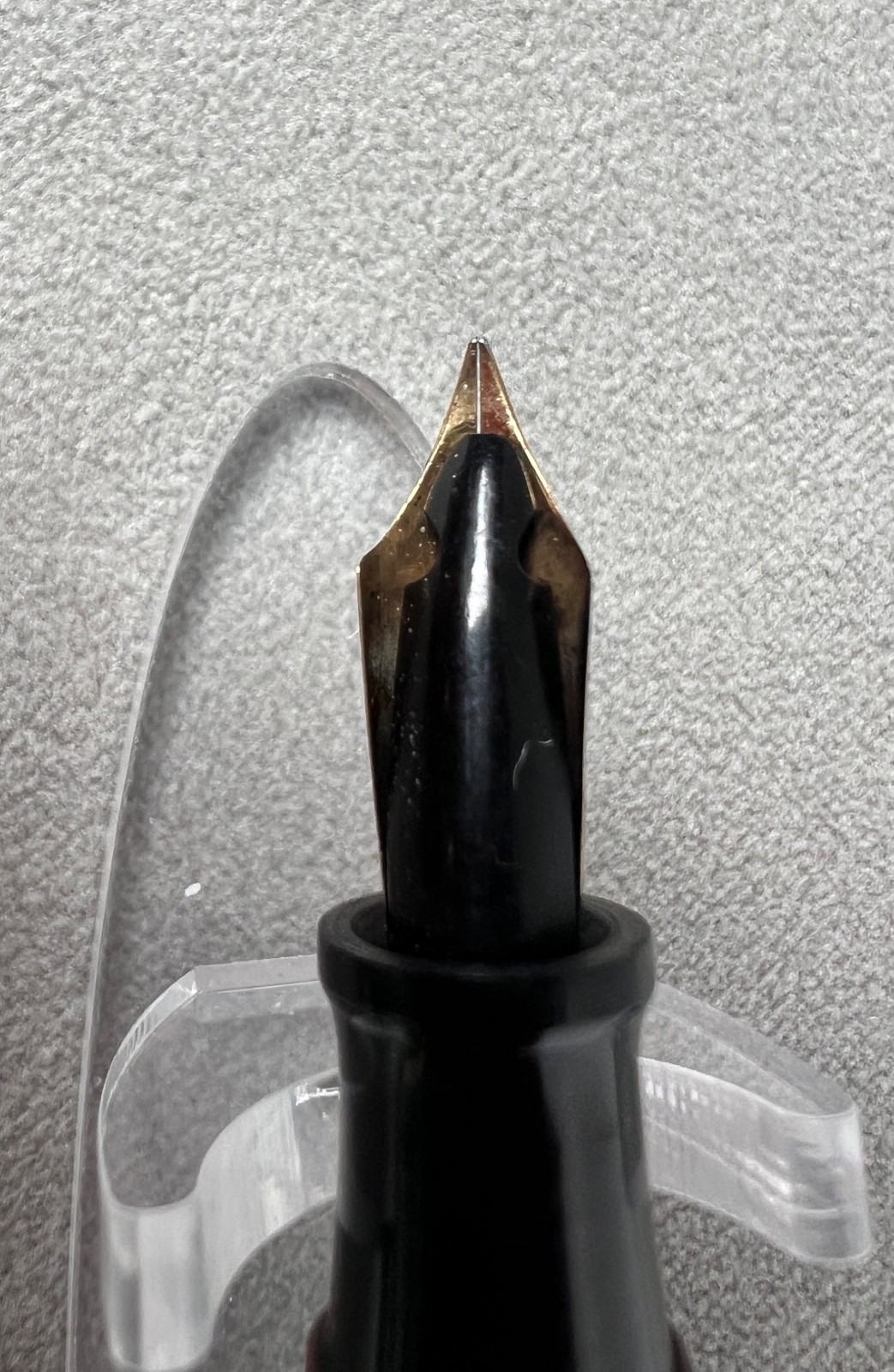 O/S LINCOLN MOTTLED RHR, [F] 14k nib, E Condition