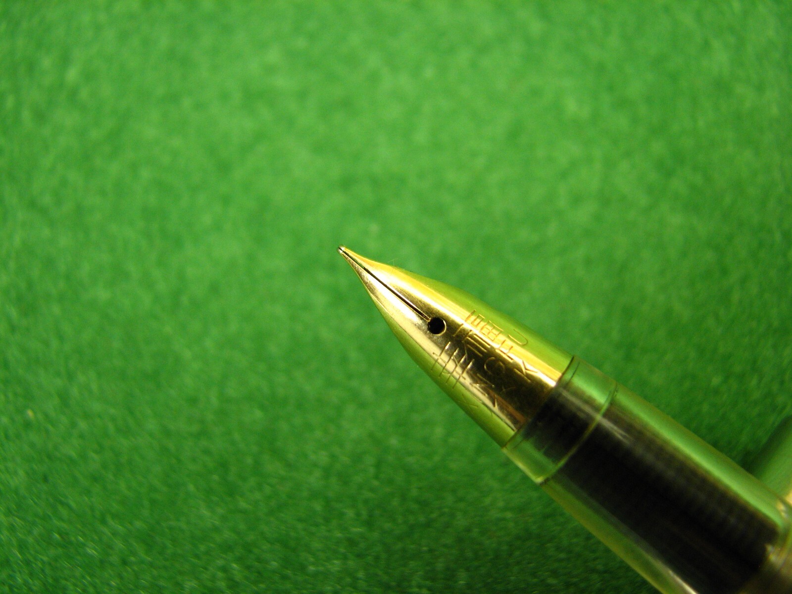Vintage Fountain Pen 12K Nib China 60s