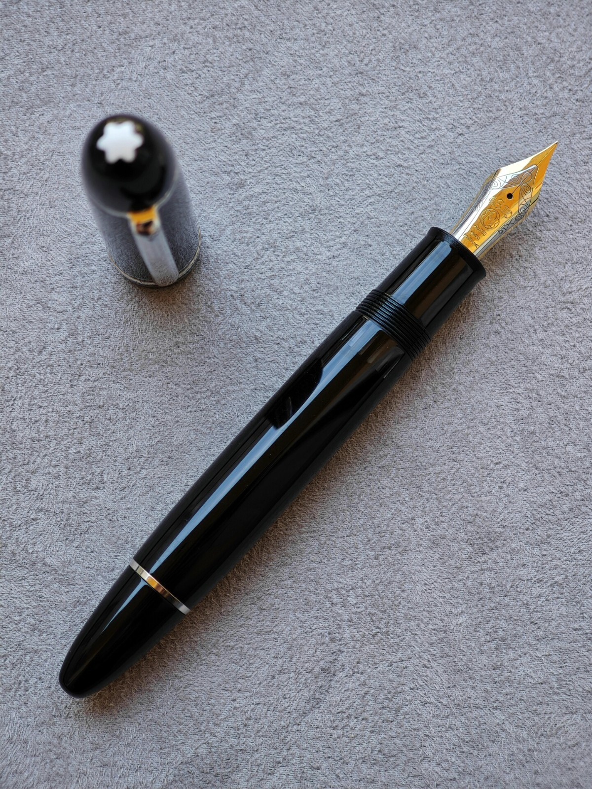 Montblanc Meisterstück 149 Silver Coil Black Fountain pen