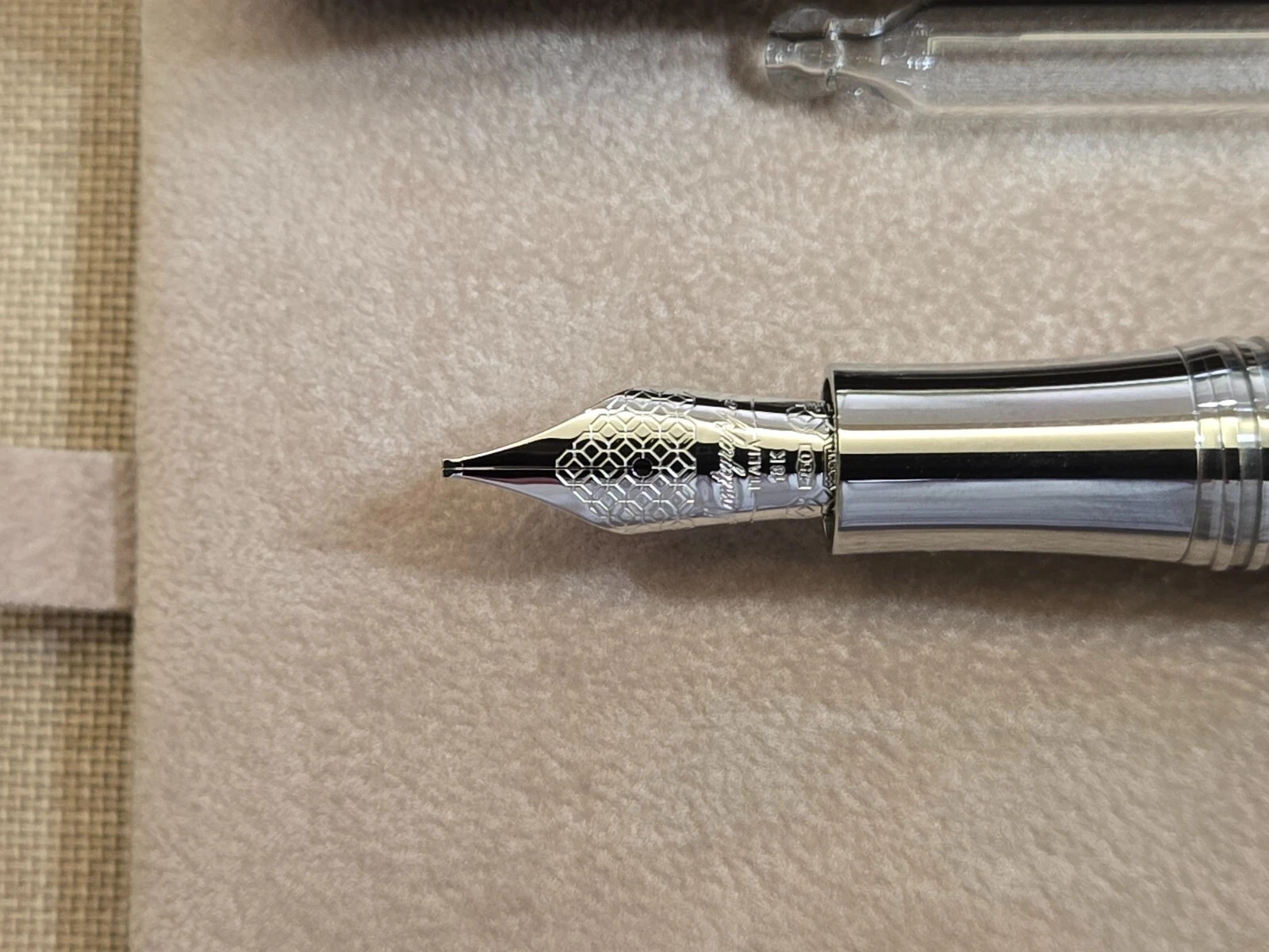 Montegrappa Mia Carissima Ebonite Fountain Pen Limited Edition – Updated Model
