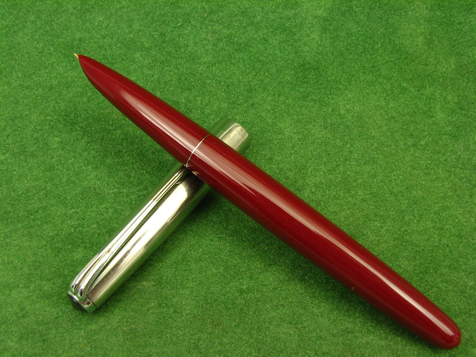 Vintage Golden Dragon 600 Fountain Pen 12K Gold Nib China 60s-70s